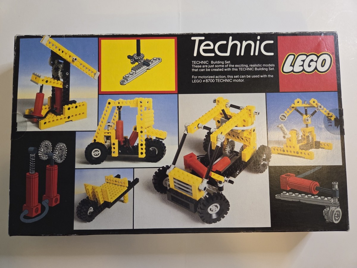 LEGO 8040 Technic Universal Set - 100% Complete w/ Box and
