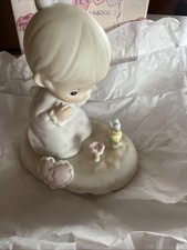 Precious Moments Growing in Grace Age 3 Girl with Flowers Figurine w/Box