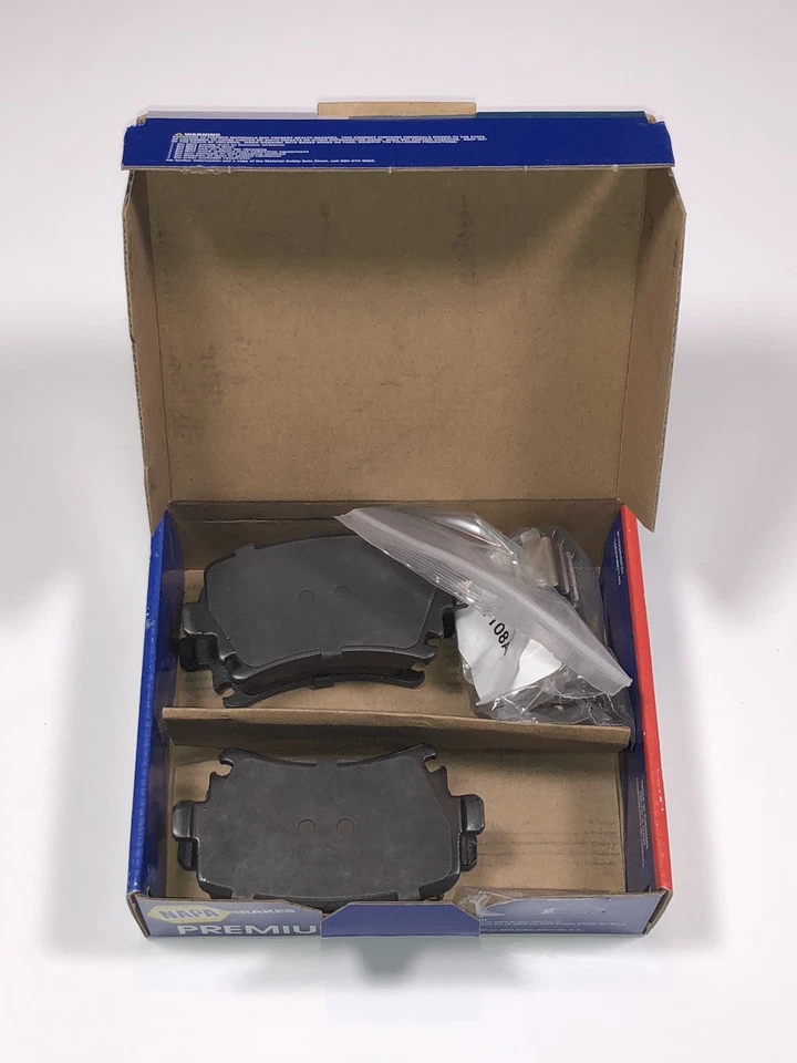 Pastillas de freno traseras NAPA Premium SS-8213-M semimetálicas traseras 1 juego de 4 D1108 -LEER Foto 4 de 4