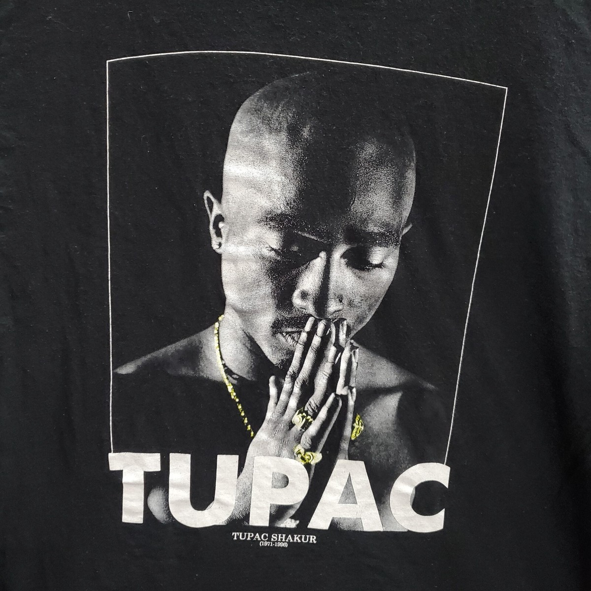 2Pac Tupac Shakur Men T-Shirt 2XL Black Memorial Portrait Graphic