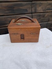 Stary - zegarek gołębiowy do gołębi pocztowych drewniane pudełko z warsztatu zegarmistrzowskiego