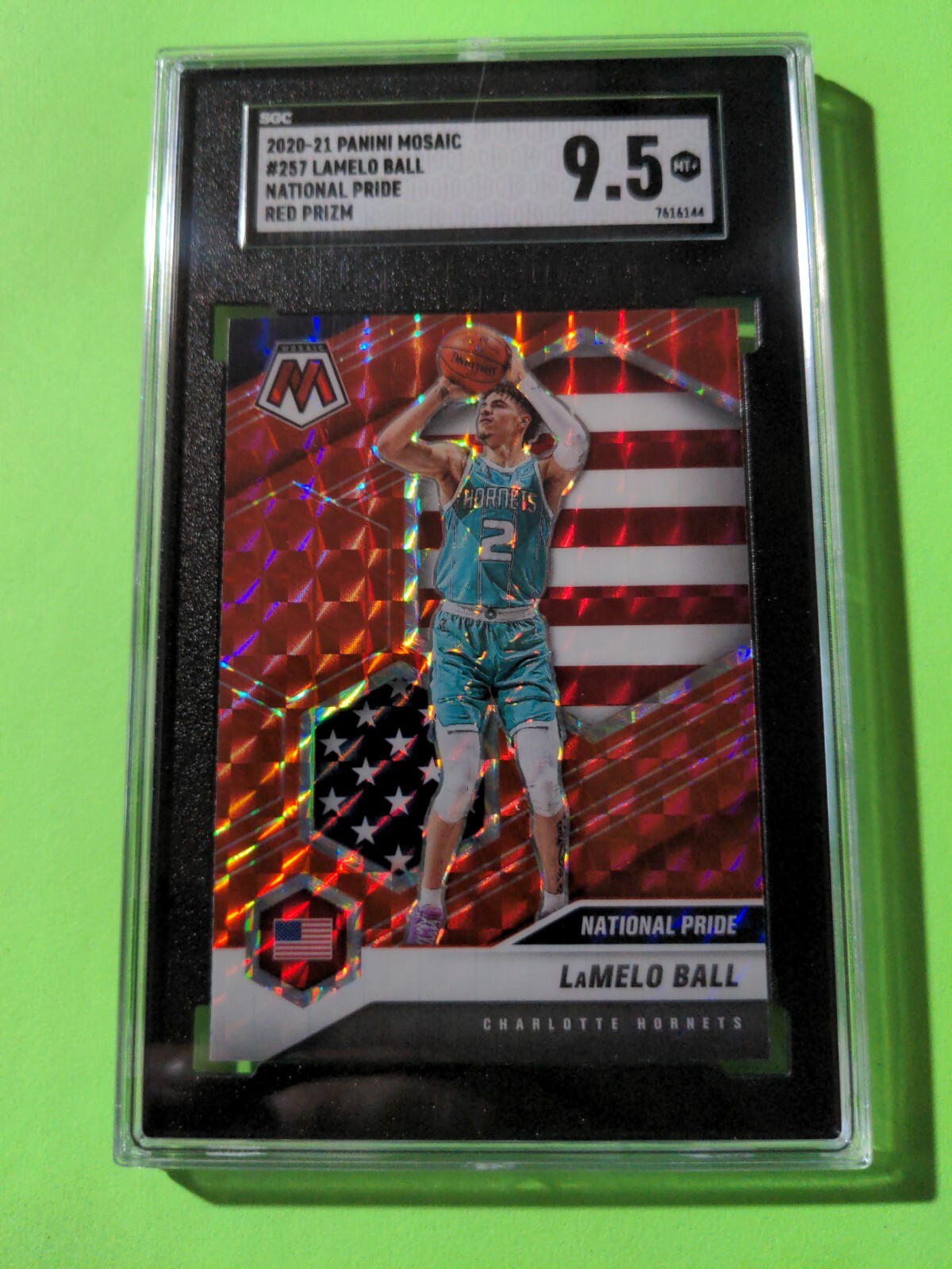 2020 Mosaic LaMelo Ball Rc SGC 9.5 Red Prizm National Pride #257 Hornets