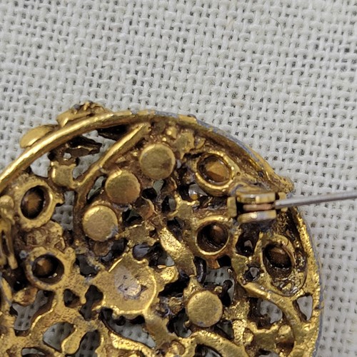 Vintage Costume Jewelry Multicolor Rhinestone Brooch Pin Round Floral Pin - Picture 13 of 15