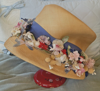 Gorgeous VINTAGE Straw Hat with Blue Grosgrain Ribbon/Silk  display picture 1