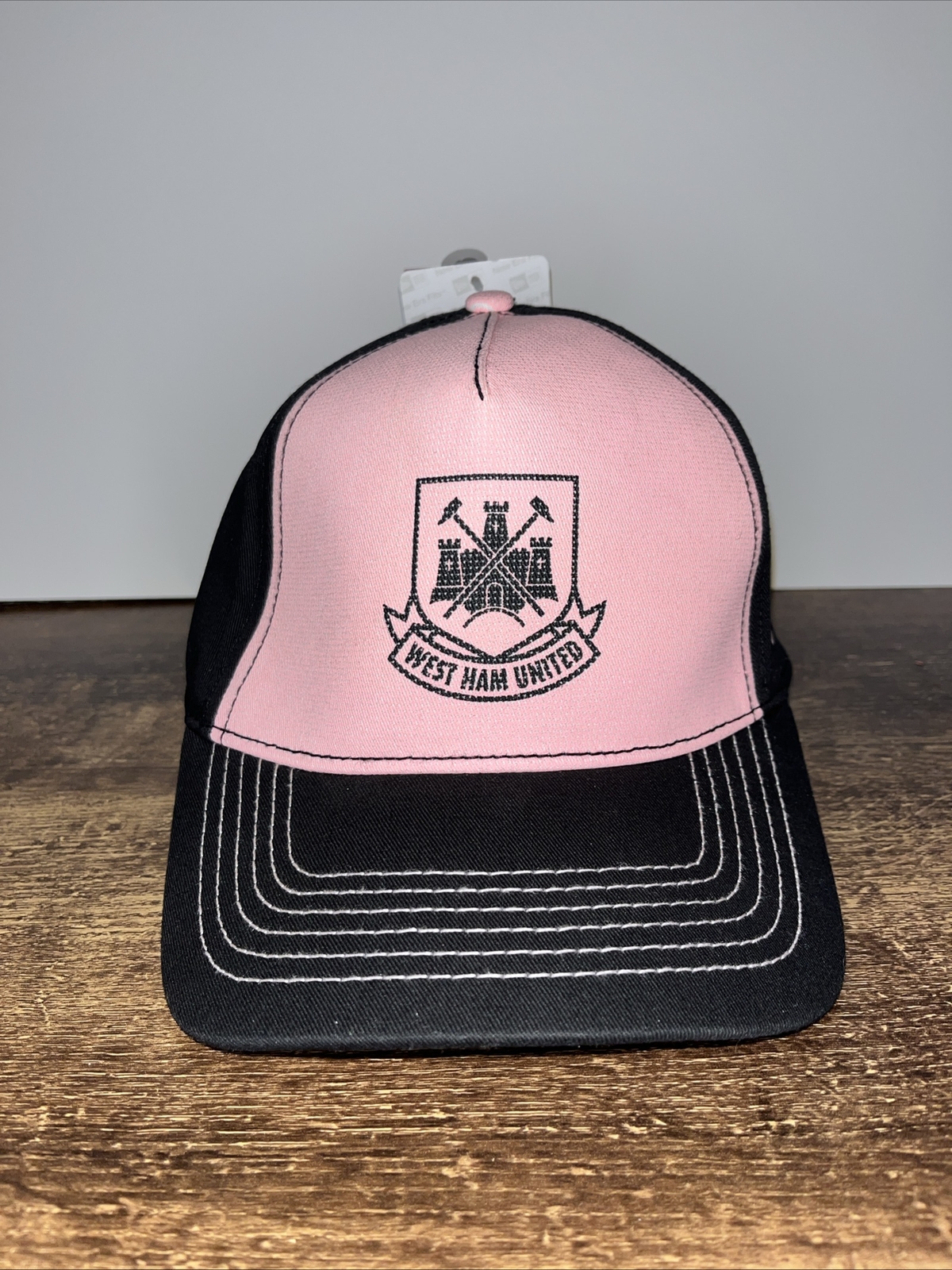 West Ham United Official New Era Strapback Cap in Black and Pink
