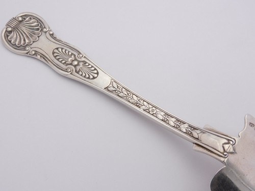 Magnificent PAUL STORR SILVER FISH SLICE, 1817 PS, Double shell & Laurel - Picture 6 of 6
