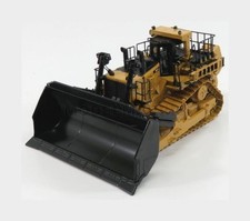 Diecast Masters 85567 Cat D11T CD Track Type Tractor 1/50