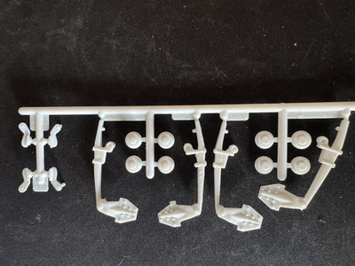 #ad AMT 1179 GMC General Parts Kit Bash Misc Suspension Sprue $5.88