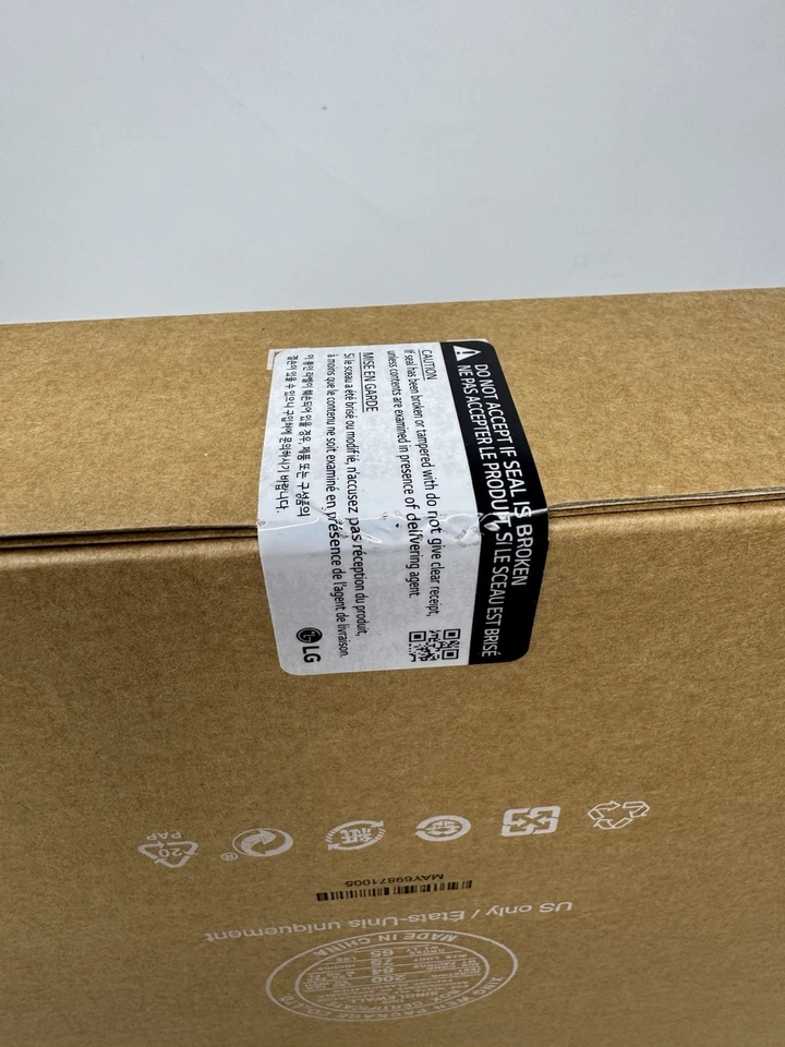 LG gram +view 16 in 2560 x 1600 IPS LCD Monitor - 16MR70.ASDU1 - Image 3 of 3