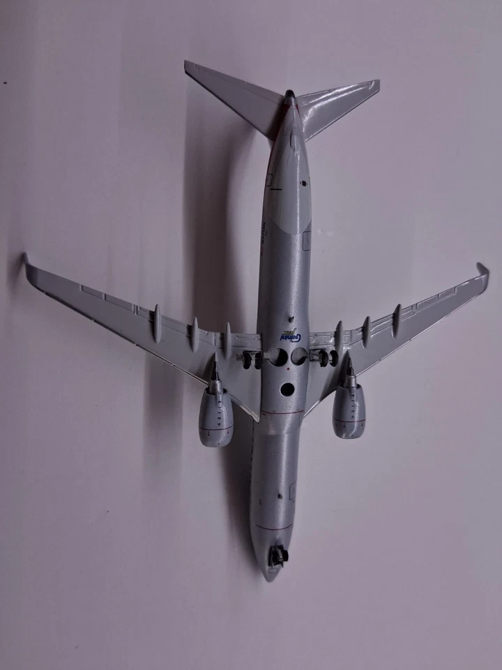 Boeing 737-800 American Airlines 1/400 - Immagine 3 di 3