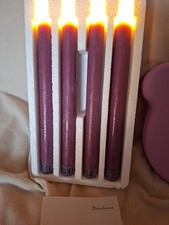 Stabkerzen Violett mit Batterien Neu Unbenutzt 4 Stck. LED Batteriekerzen Deko