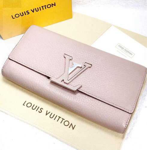 Louis Vuitton Portefeuille Capucines Wallet Trianon Leather
