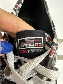 Vans x Nintendo NES Controller Shoes Men&rsquo;s Size 6.5 &ndash; Women 8 Game Over Soles