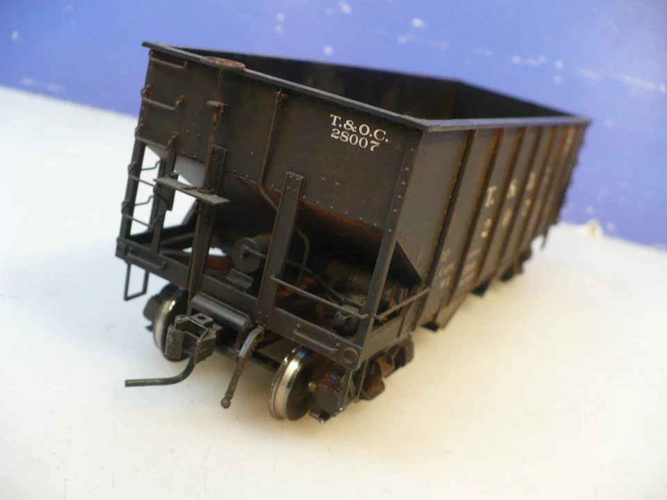 O SCALE Atlas 2 Rail Toledo & Ohio Central/NYC 2-Bay Hopper F/P  NO RESERVE - Image 4 of 4