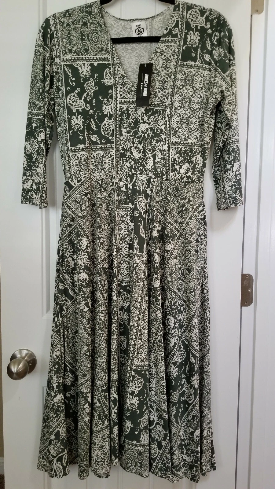 ESSENTIALS Abito midi Agnes & Dora Curie Essential boho patchwork oliva avorio taglia M nuovo con etichette