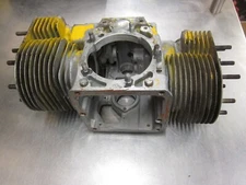 Onan NHC NHC-MS CCK 2 Cylinder Engine Block Crankcase Cylinders 110-1983