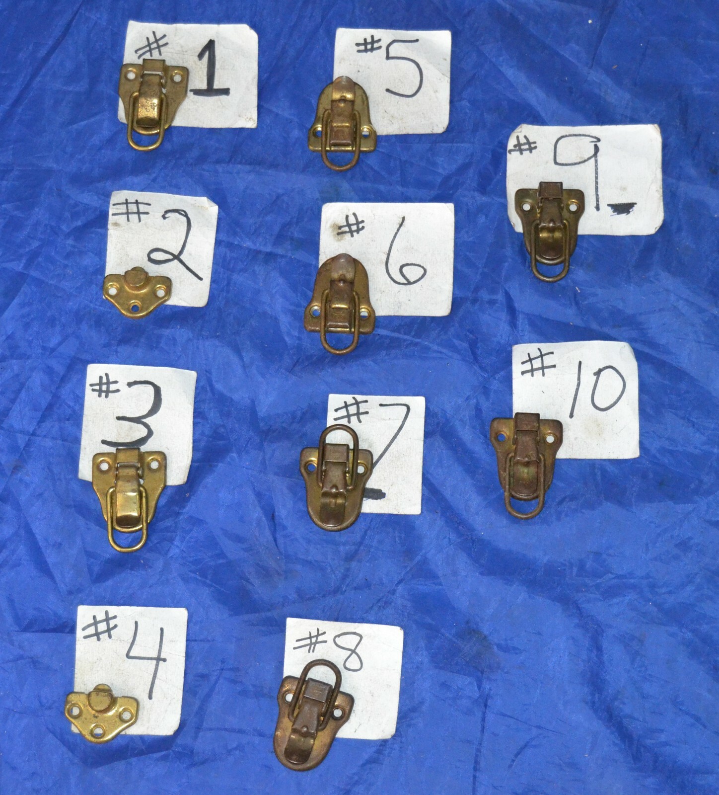 HINGES/LATCHES FOR SEWING MACHINE CASES IN GOOD CONDITION FIT MOST CASES eBay