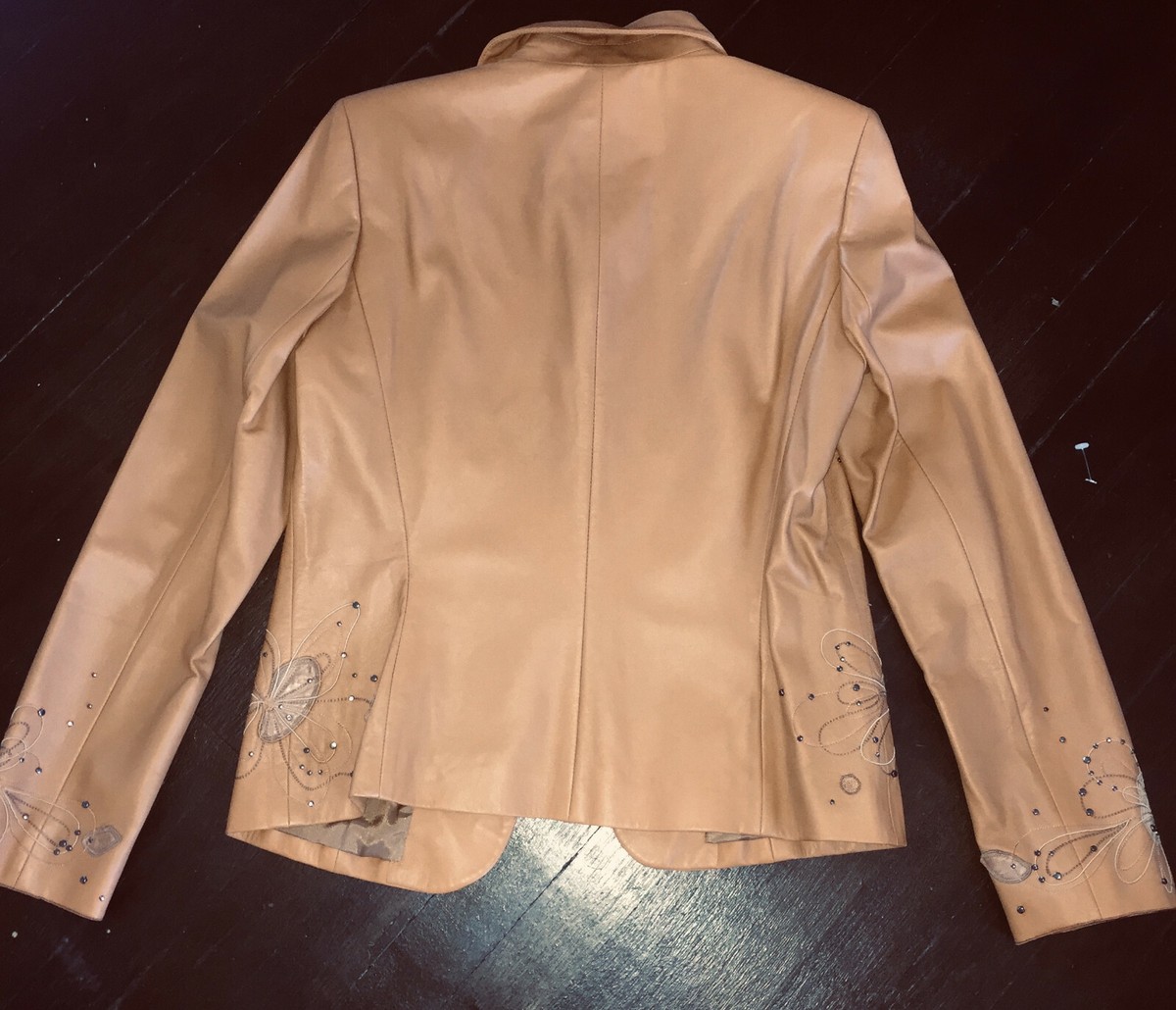 Dana Buchman NWOT 100% Leather studs Embroidered Floral Tan Orange