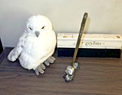 Harry Potter HEDWIG Puppet + Snake  Eater Wand Universal Wizarding World