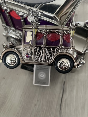 2024 Bath & Body Works Hearse Skeleton Candle Light Up Halloween + Wallflower - Picture 7 of 10