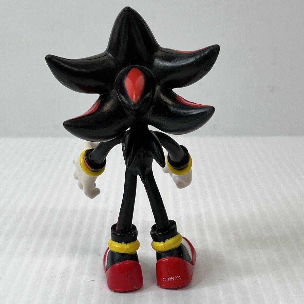 Sonic Adventure 2 Sonic & Shadow Figure Available For Pre-Order