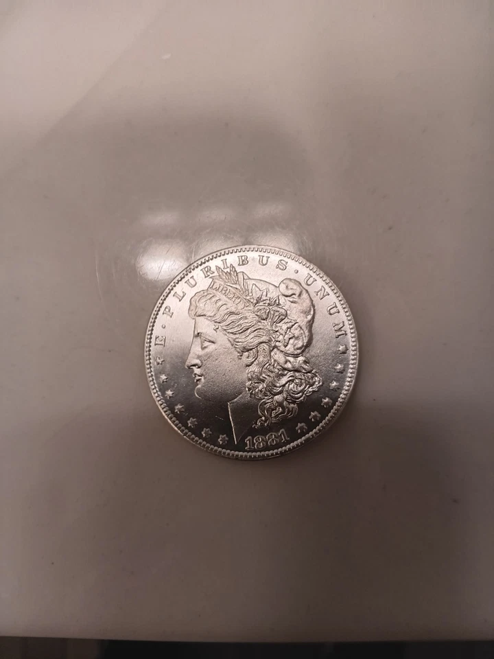 1881 年卡森城摩根银币 — 第 2/2 张图片
