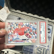 2018 Topps Complete Sets Shohei Ohtani #700 Rookie Pitching PSA 8 Angels