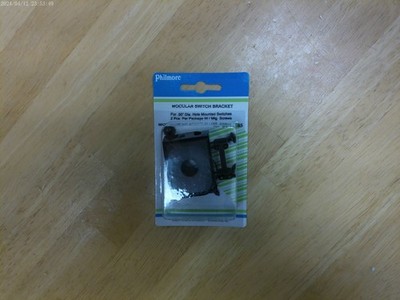PHILMORE 30-12585 SWITCH MOUNTING BRACKET FOR 1/2'' ROUND HOLE PKG/2,NEW
