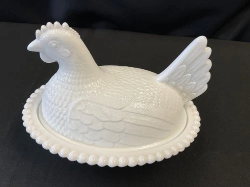Vintage 7 " Indiana Glass Milk Glass Cheicken Hen On A Nest Candy Dish