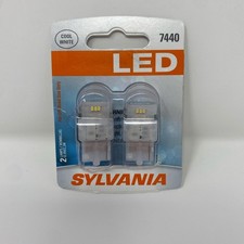 Sylvania Zevo 7440 T20 Led Bulbs Cool White 2-pack Sylvania Zevo 7440 T20 Led Bulbs Cool White 2-pack