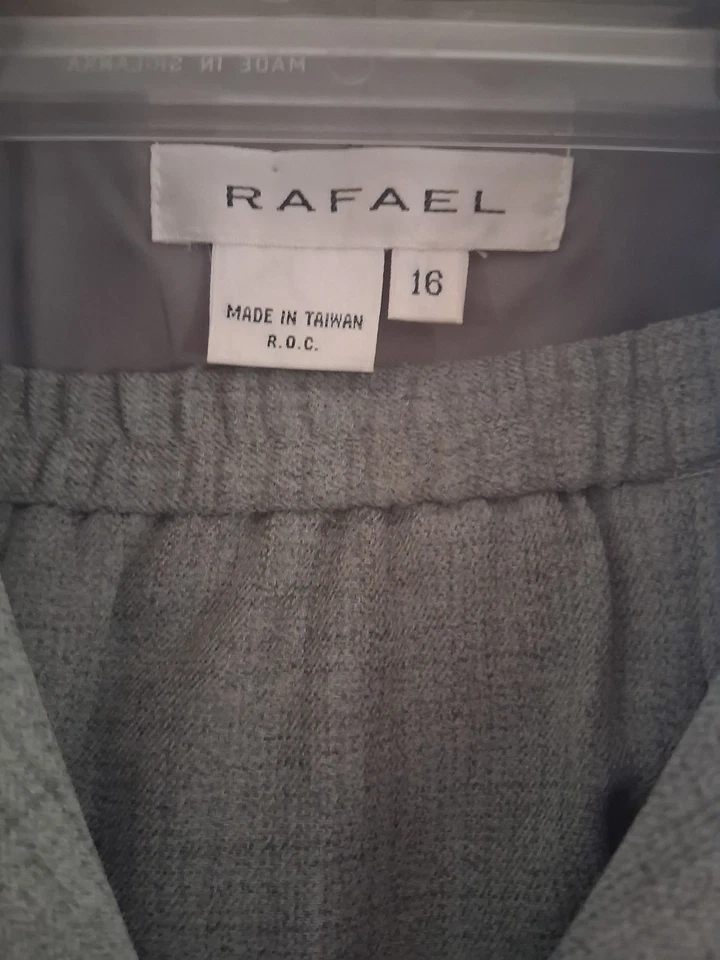 Pantalón Rafael Gris - Talla 16 - Forrado Excelente ESTADO Gris Twead Foto 3 de 4
