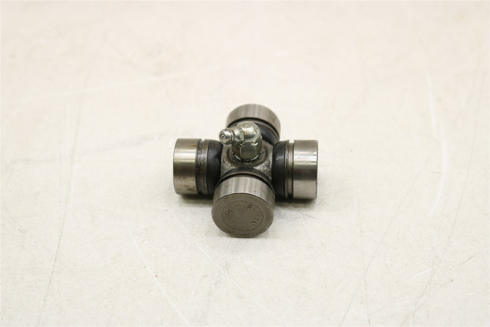NEW OEM GM Driveshaft Universal Joint 15633733 Chevy P30 GMC P3500 