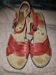 naturalizer n5 comfort sandals