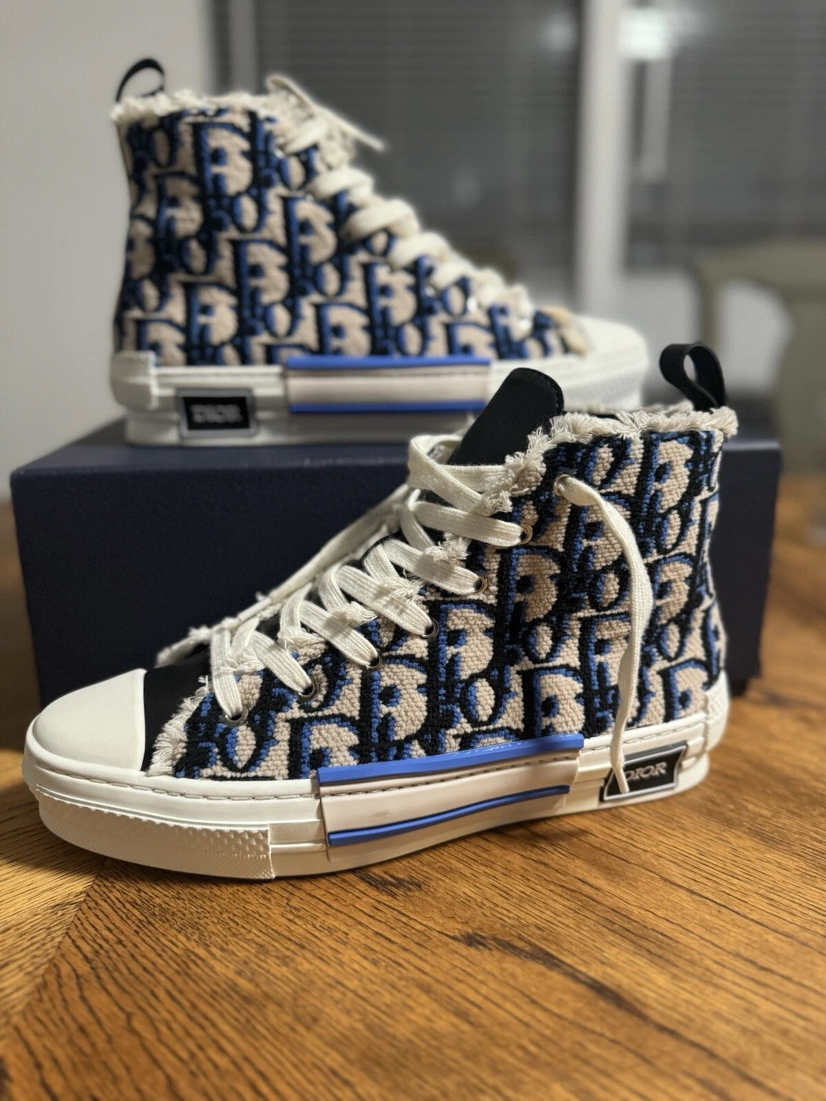 Taille 41   BASKETS HAUTES CHRISTIAN DIOR B23 BEIGE NOIR TAPISSERIE BLEU MARINE 1