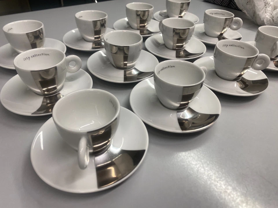 Set 12 tazzine Illy Collection 2002 by Pistoletto - ottime senza scatola - Immagine 3 di 4