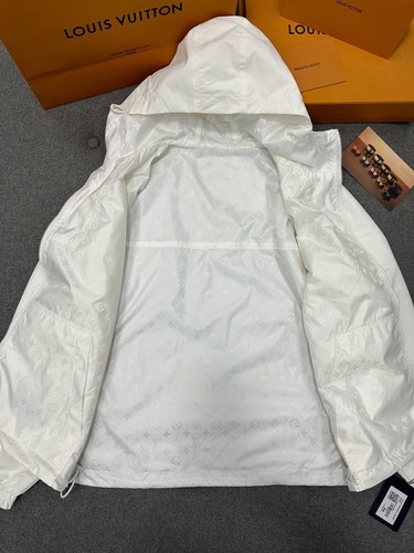Louis Vuitton Monogram Reversible Nylon Windbreaker Size 46 - Picture 5 of 20