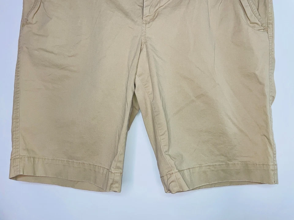 Old Navy Khaki Perfect 百慕大低腰短裤 12 码 — 第 3/4 张图片