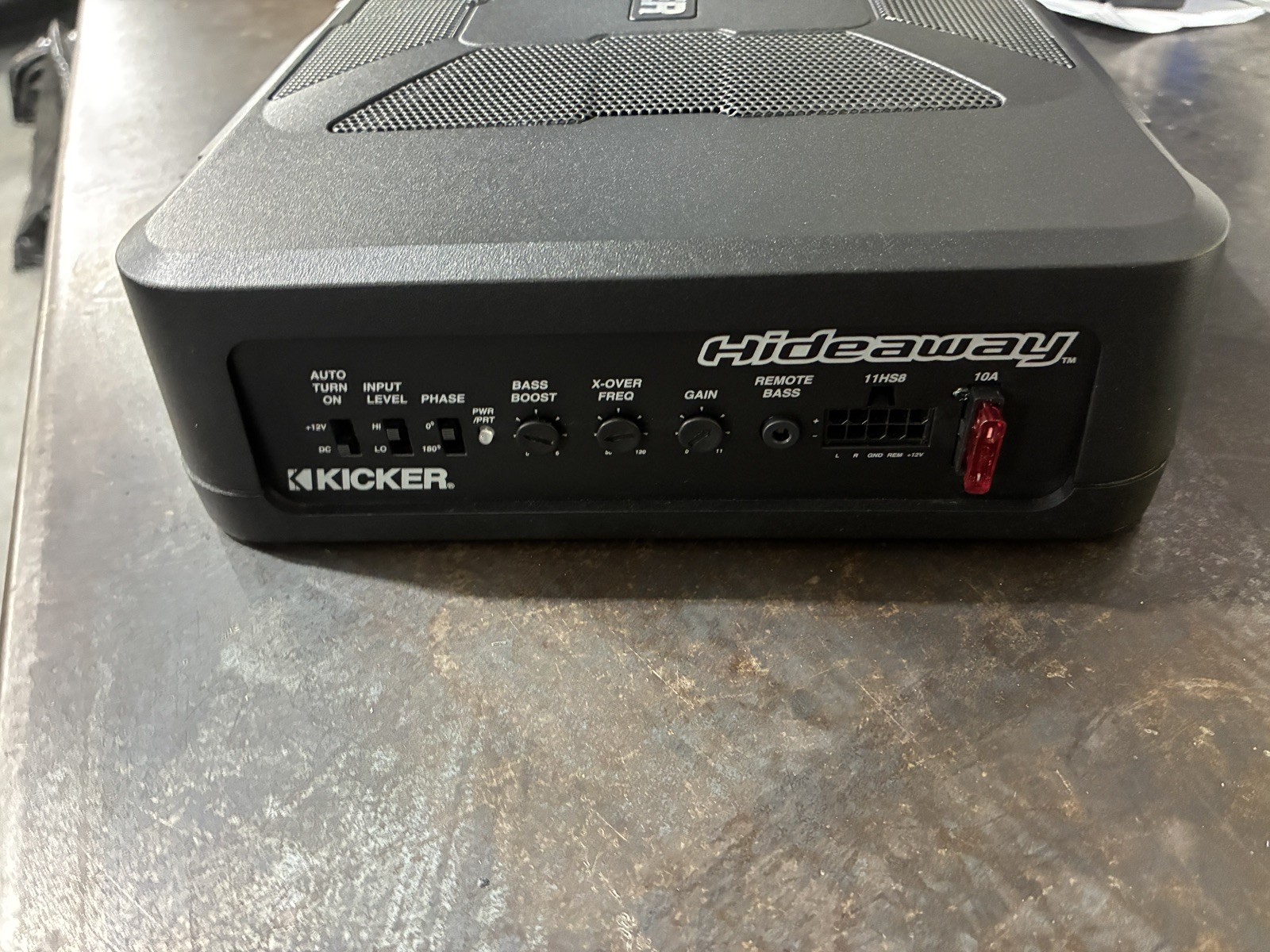 KICKER Hideaway HS8 8" 150W Car Audio Powered Subwoofer  (11HS8)