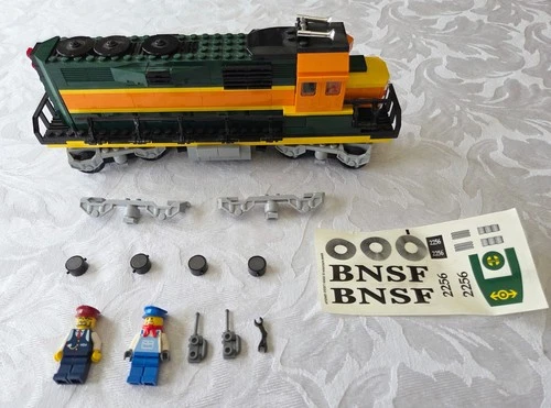 LEGO Set 10133: Burlington Northern Santa Fe (BNSF) GP-38 Locomotive | Used