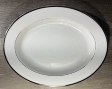 Mikasa HK301 Cameo Platinum Platter 13.75" ~new~