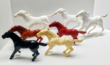 1950's-1960's Hard Molded Plastic Figurines 7 Horse 1 Buffalo Cowboy Indian Toy