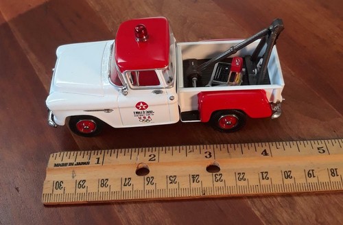 1998 US Olympic Team Commemorative Texaco Tow Truck Matchbox 1955 Chevy Diecast - Picture 3 of 9