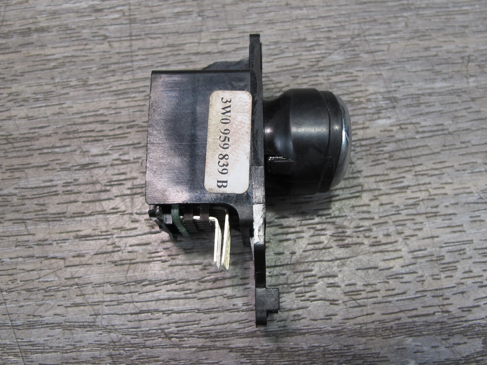 03-10 BENTLEY CONTINENTAL GTC GT FLYING SPUR ENGINE START STOP BUTTON SWITCH