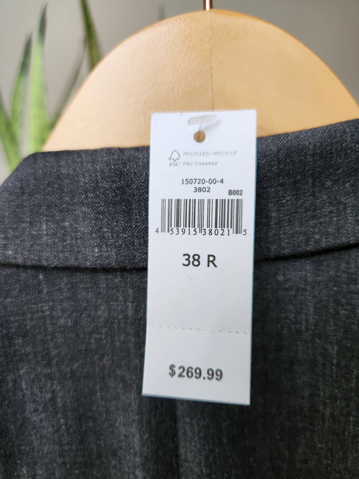 Banana Republic Charcoal Slim Fit Suit (new with tags, was $410) | 38R 32x32