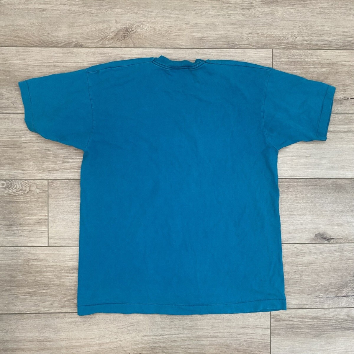T-shirt BUM Equipment taille L Y2K vintage '86 skate grunge