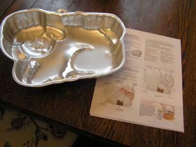 Wilton 2004 CUDDLY LAMB Shower Easter Cake Pan Mold #2105-4947 w/ Instructions