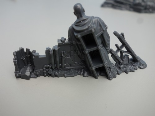Warhammer 40K: Sector Imperialis Urban Conquest Basilicanum Ruins (unpainted) - Picture 10 of 13