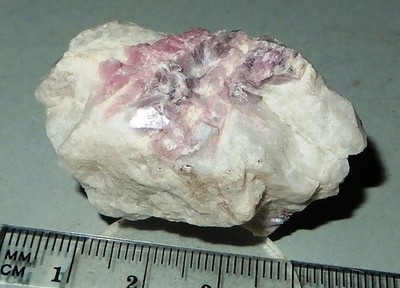 Rubellite -  Namibia, African  Mineral specimen  43x22mm  38g   #rub43