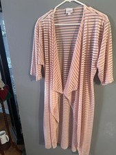 Pink Duster From LuLaRoe Size Small Excellent Condition No Flaws No Stains