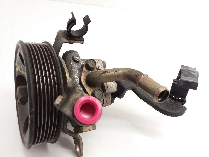 05 06 07 08 09 10 11 12 13 14 15 Bomba de dirección asistida Nissan Xterra Foto 2 de 4